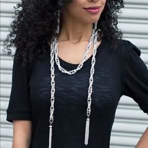 Scarfed for attention